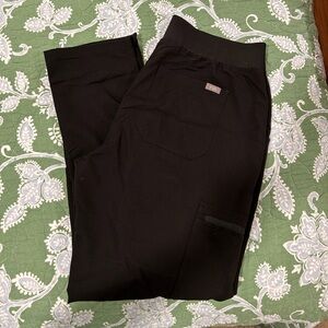 Figs Yola 2.0 scrub pants